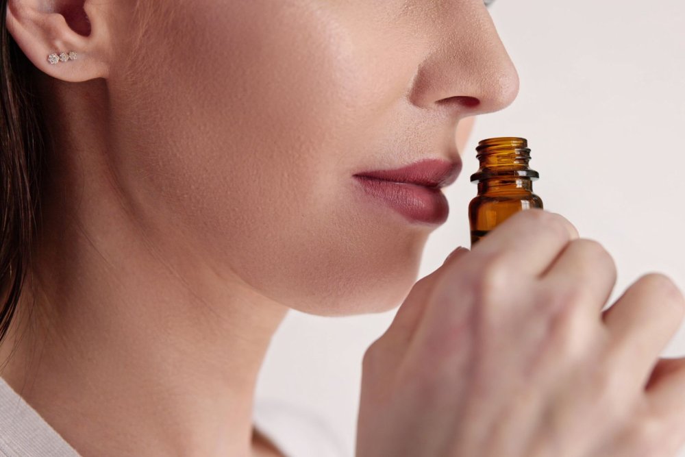 Aromaterapia con aceite esencial para un momento de descanso